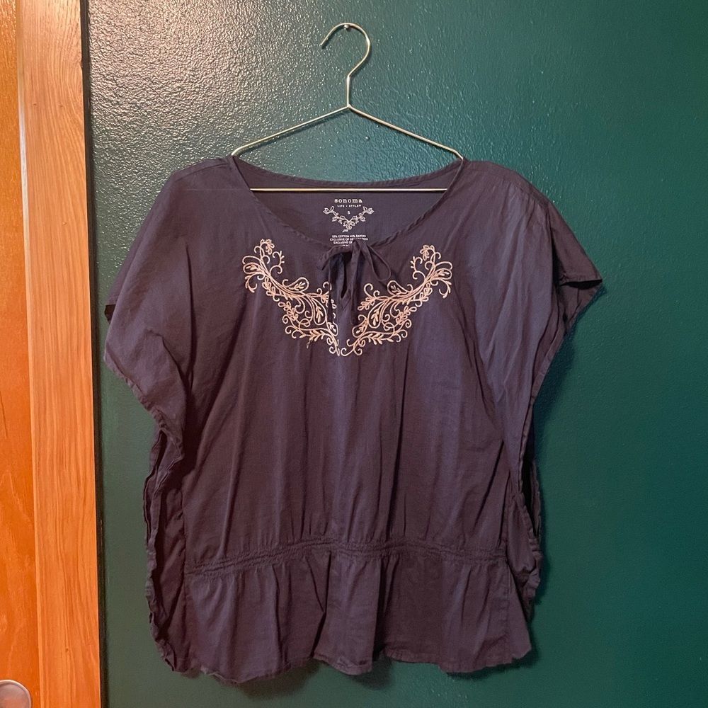 Blue batwing blouse with cream embroidery